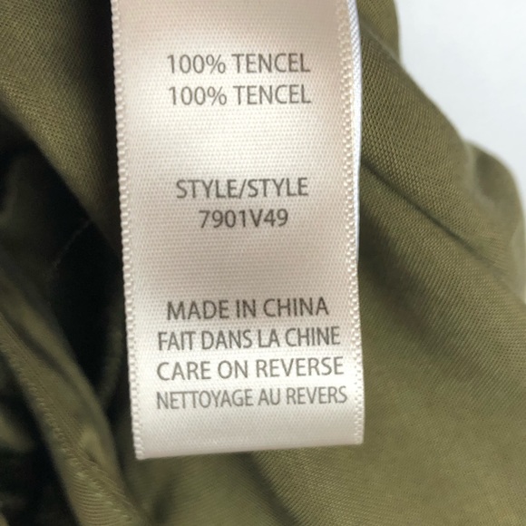 New MAX STUDIO jumpsuit olive green button up - Picture 7 of 8